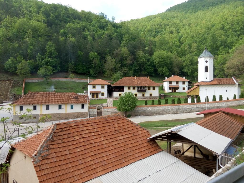 Guesthouse Edelnice Gornja Trepča Exterior foto