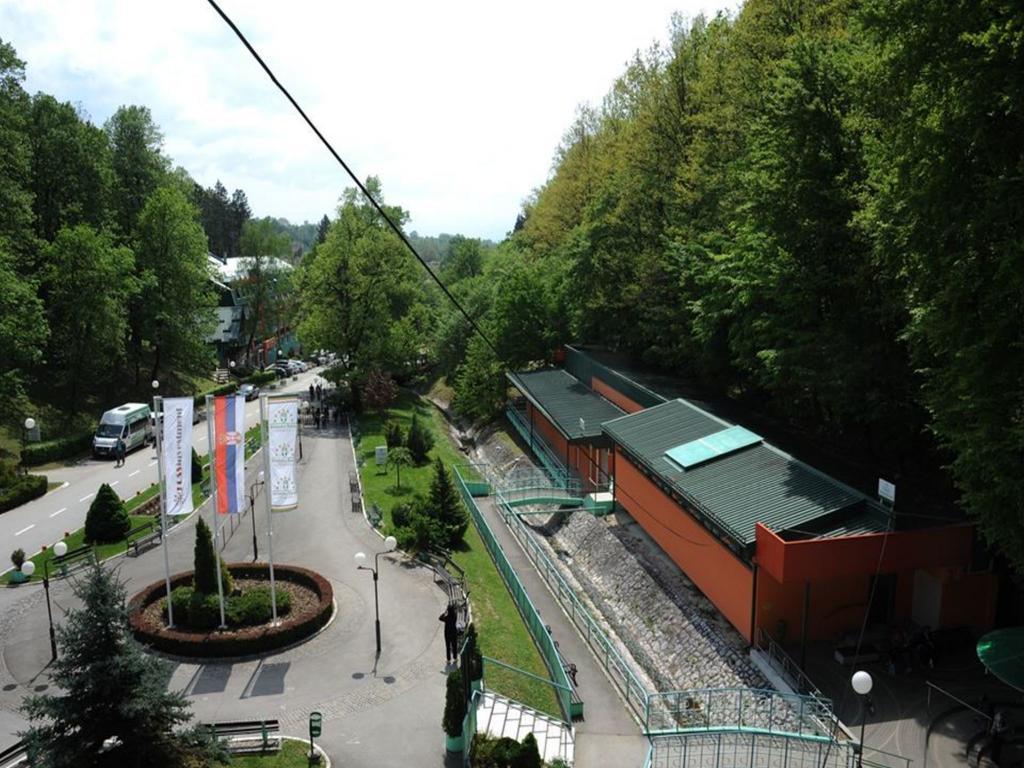 Guesthouse Edelnice Gornja Trepča Exterior foto