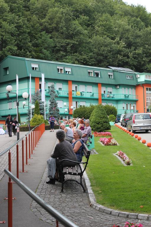 Guesthouse Edelnice Gornja Trepča Exterior foto